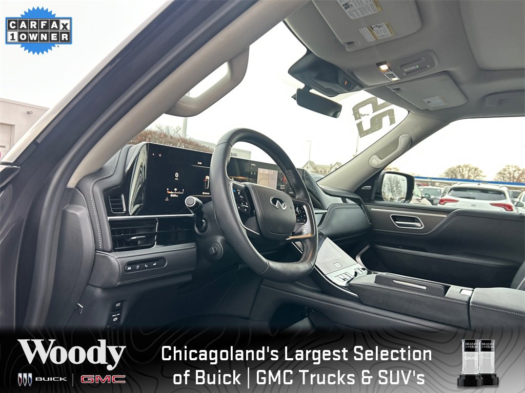 2025 INFINITI QX80 - Image 16