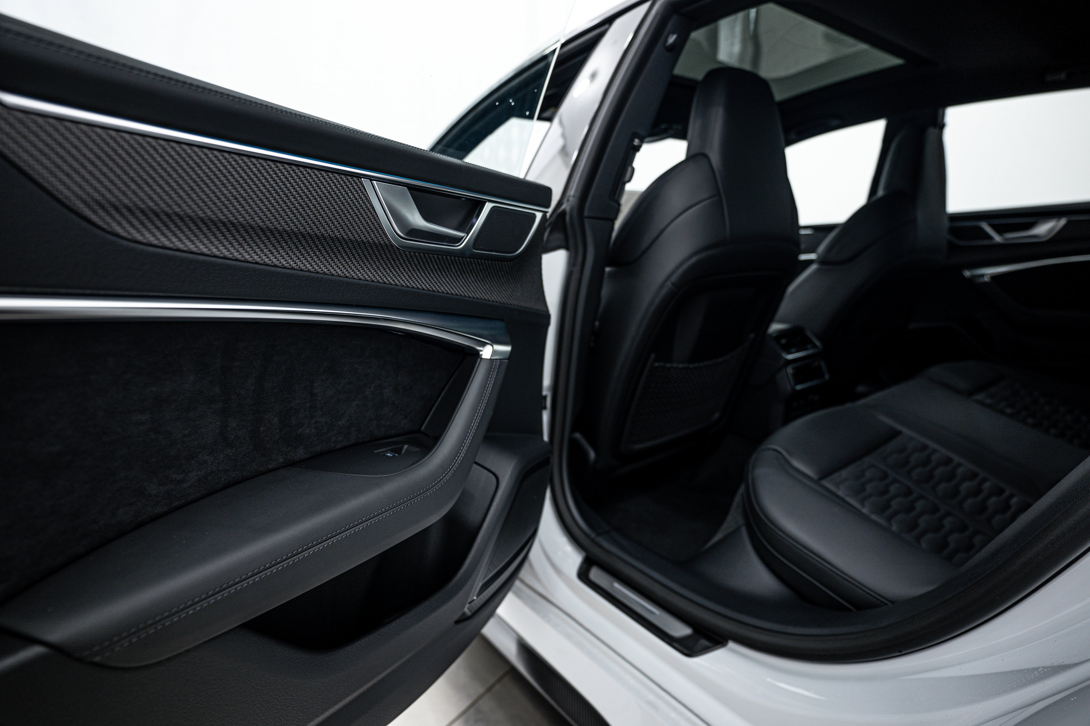 2025 Audi RS 7 Performance Base photo 14