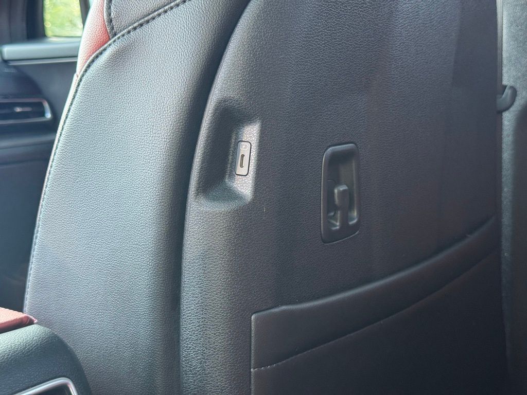 2023 Kia Sportage SX photo 10