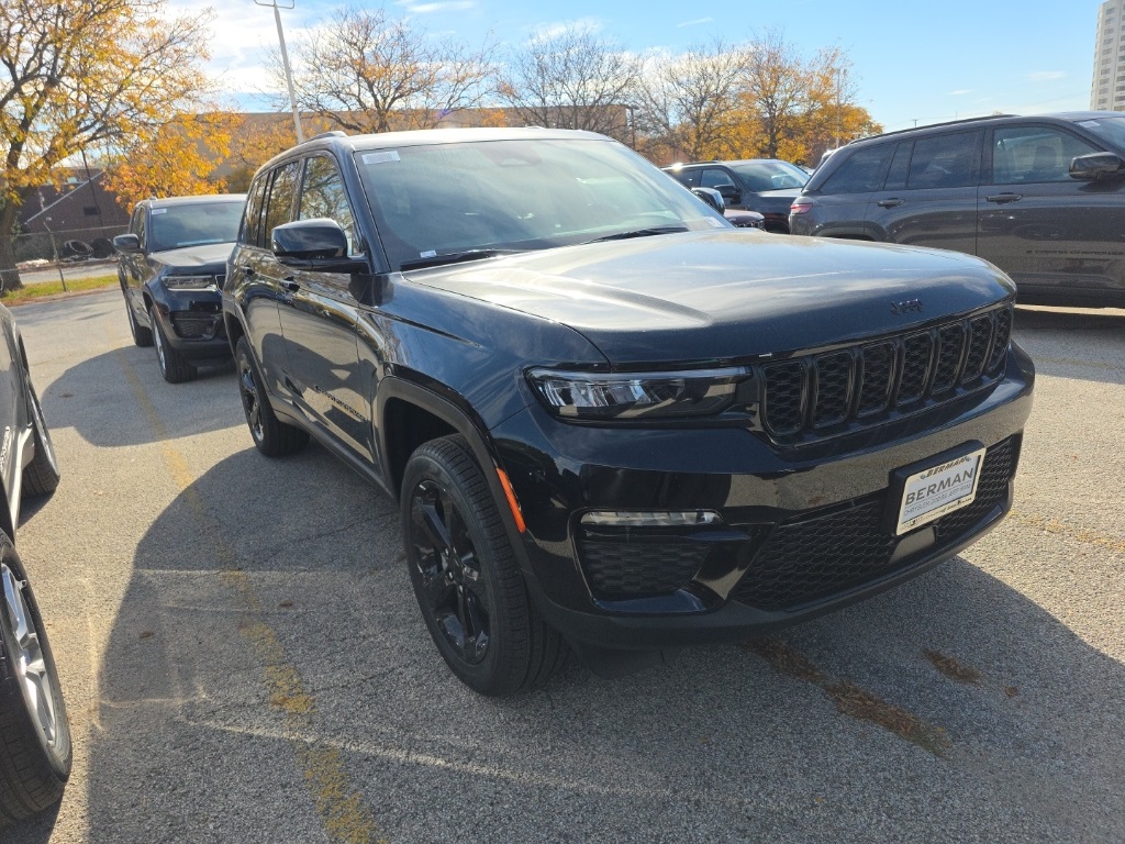 2025 Jeep Grand Cherokee Limited's photo