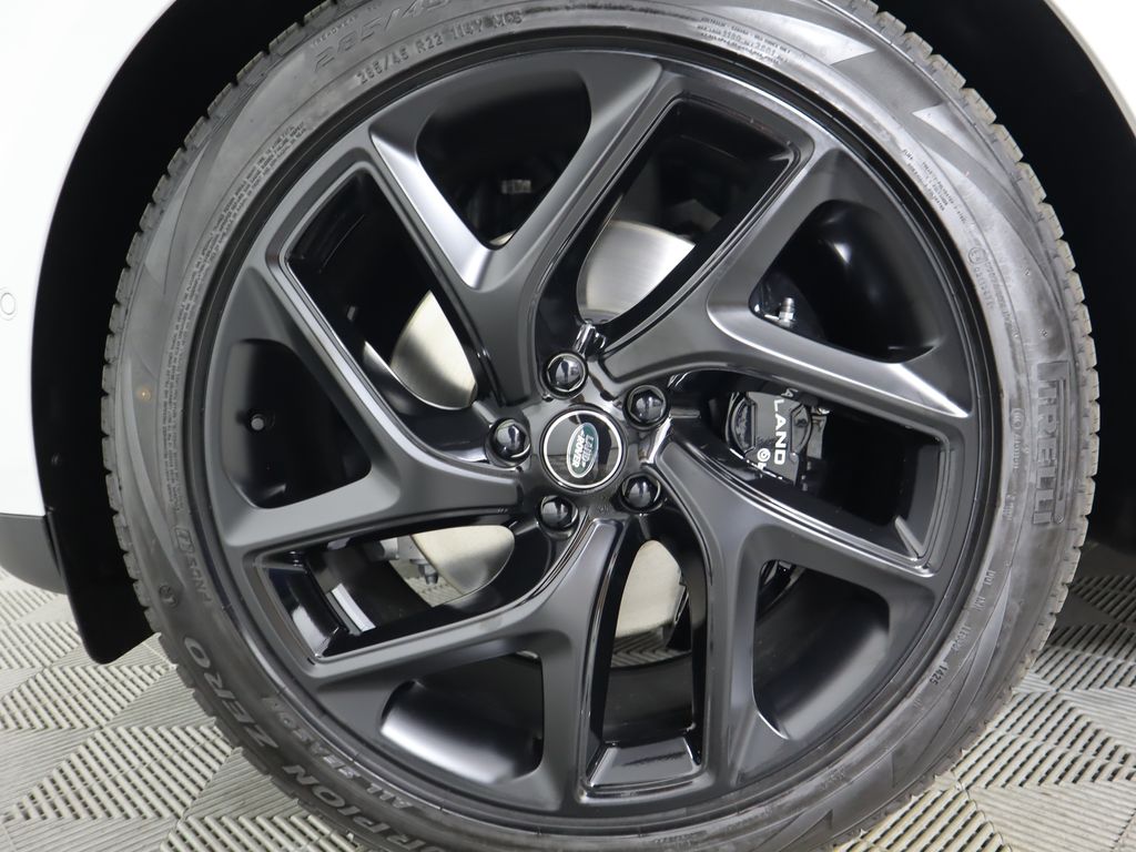 2025 Land Rover Range Rover Sport SE photo 30