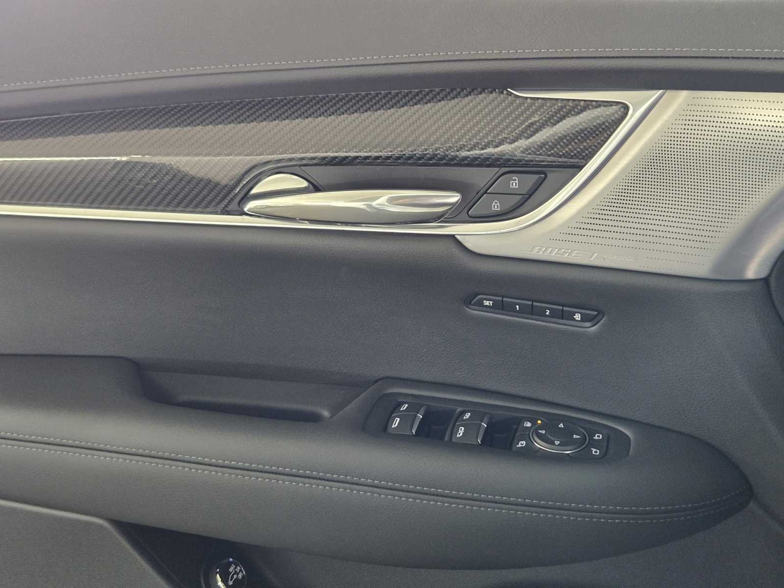 2025 Cadillac XT6 Sport photo 16