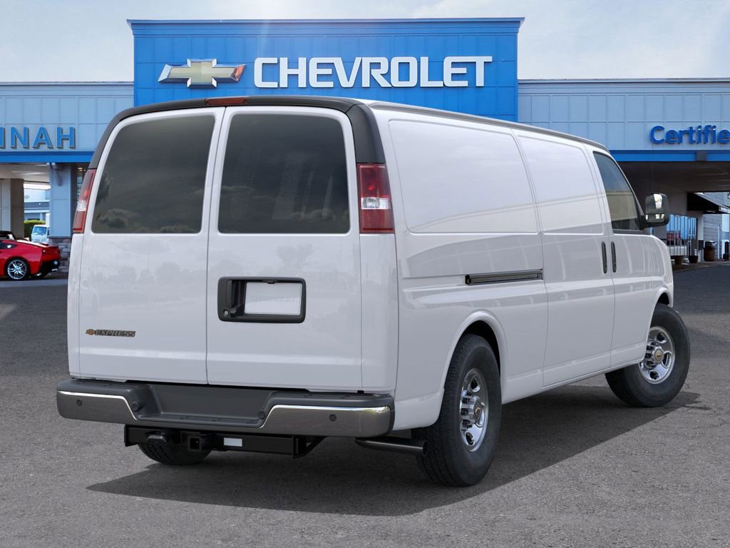 2025 Chevrolet Express 2500 Work Van photo 4