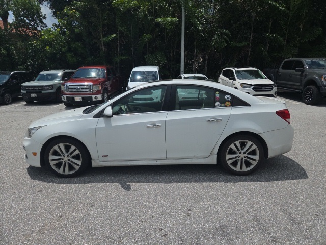 2016 Chevrolet Cruze LTZ photo 3