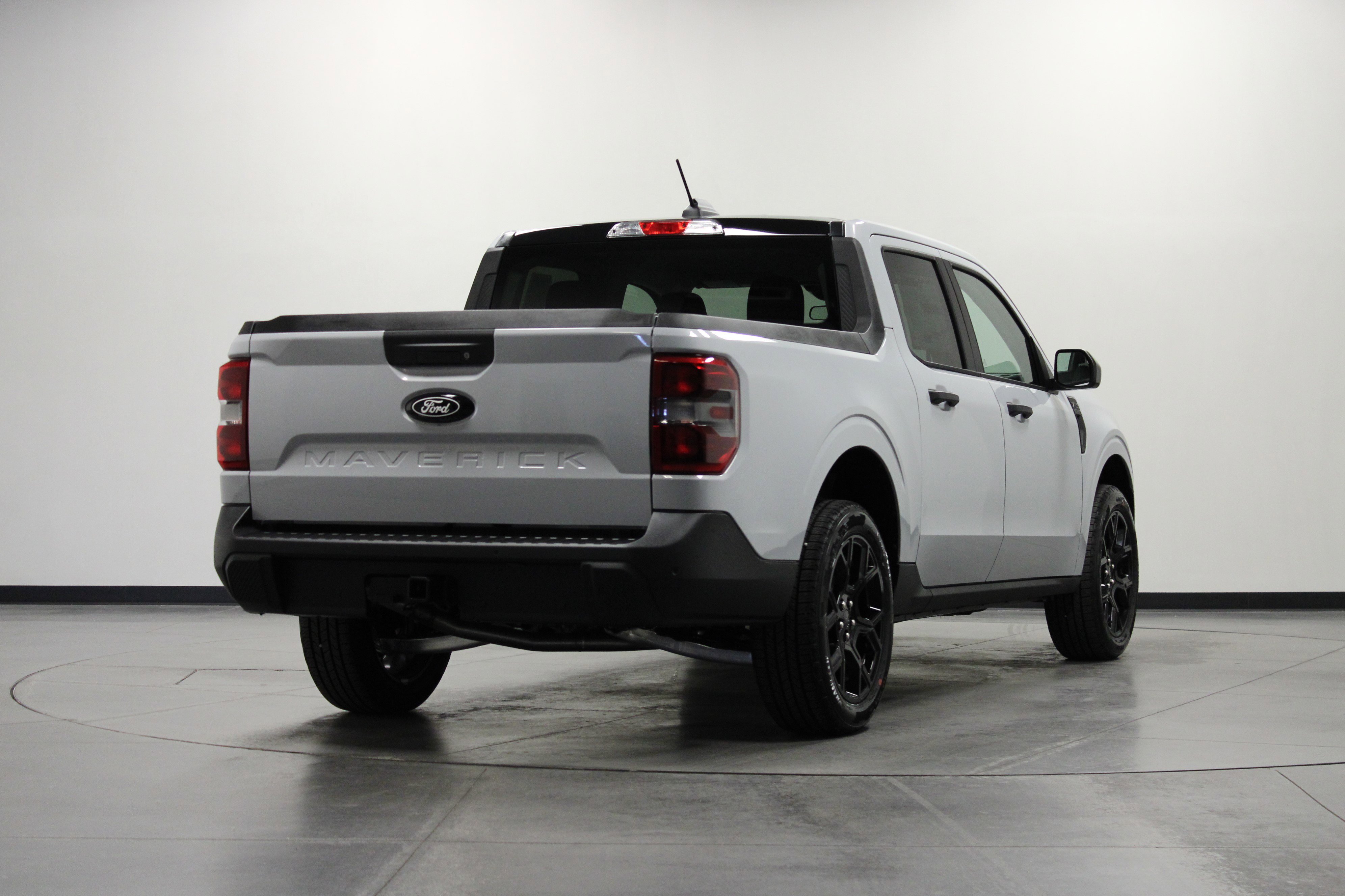 2025 Ford Maverick XLT photo 3
