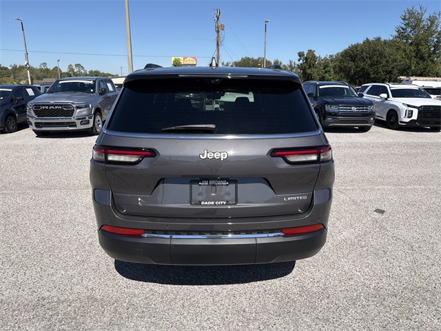2025 Jeep Grand Cherokee Limited photo 4