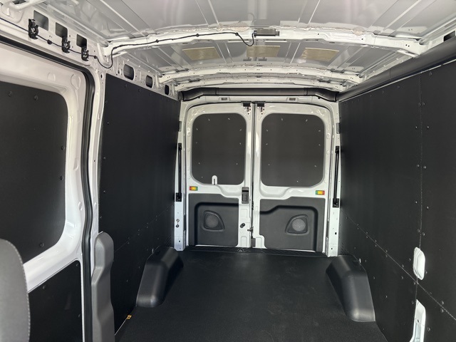 2024 Ford Transit Cargo Van photo 24