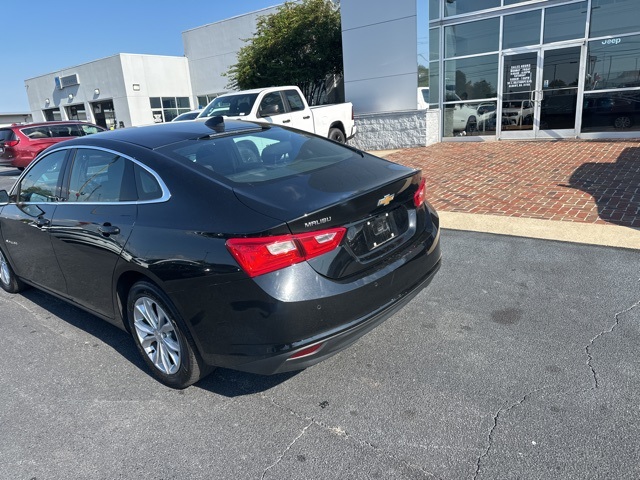 2024 Chevrolet Malibu 1LT photo 4