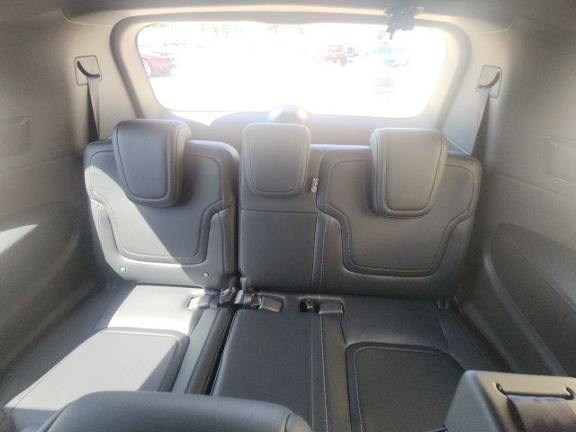 2025 Nissan Armada photo 10
