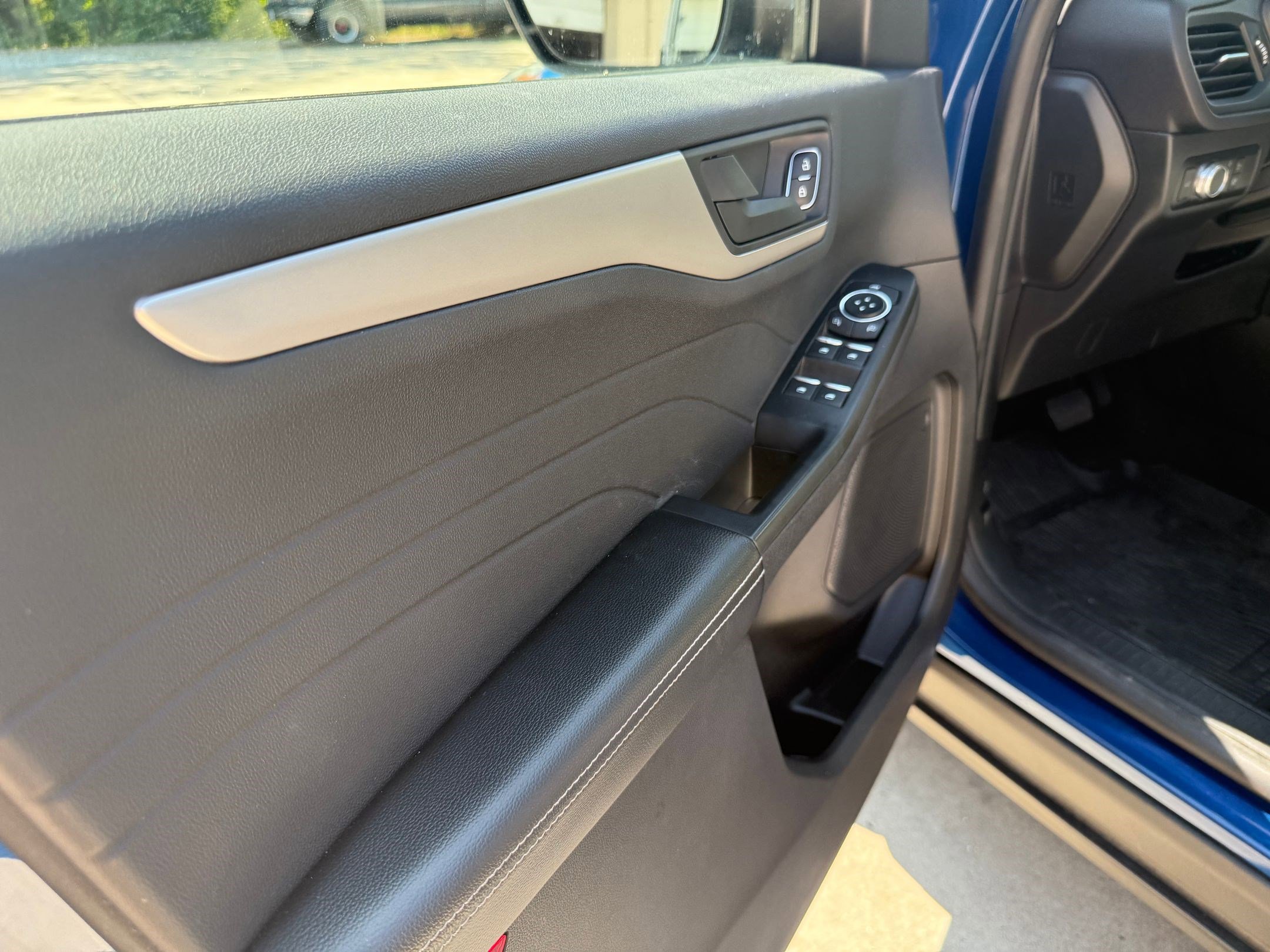 2022 Ford Escape SE photo 19