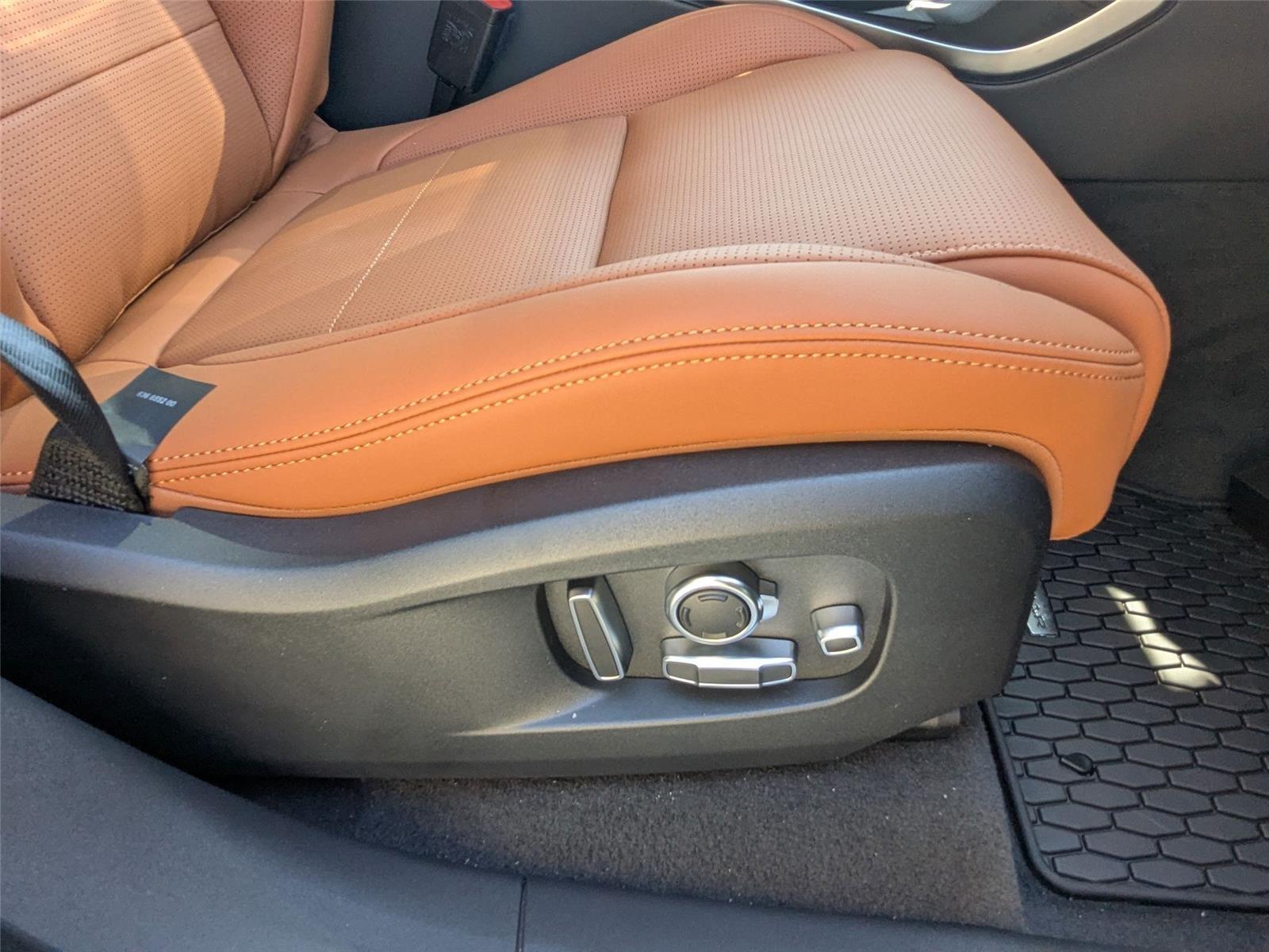 2026 Jaguar F-PACE P250 R-Dynamic S photo 30