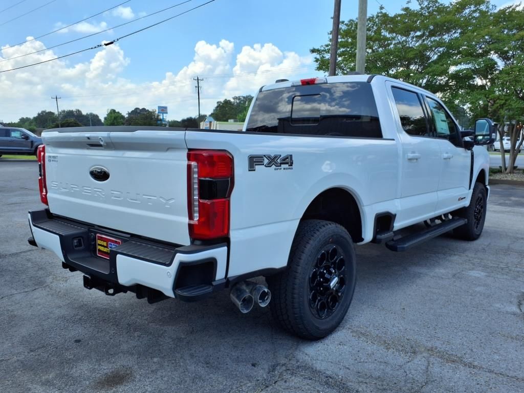 2025 Ford F-250 Lariat photo 4