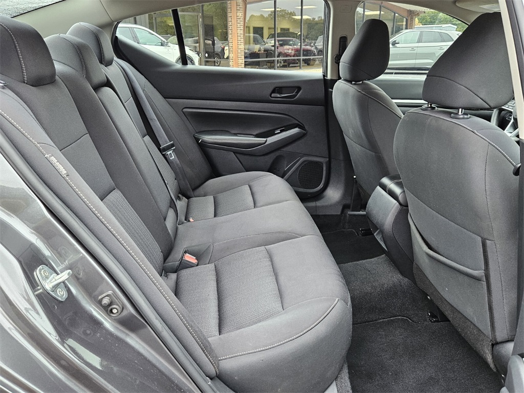 2023 Nissan Altima 2.5 SV photo 15