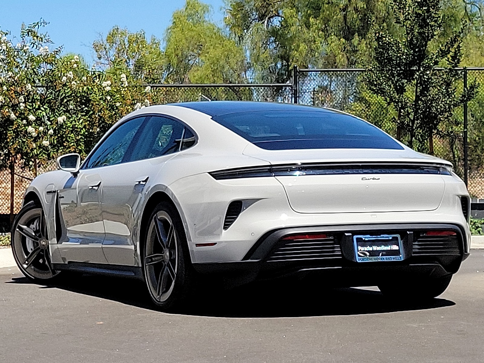 2025 Porsche Taycan Turbo photo 3