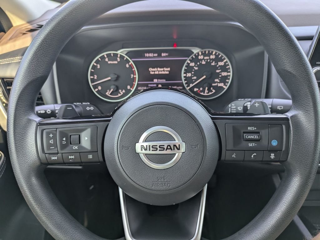 2021 Nissan Rogue SV photo 15
