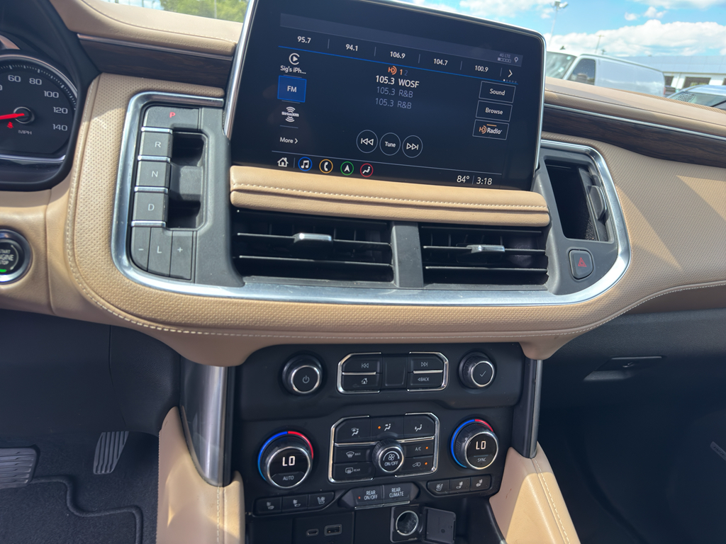 2021 Chevrolet Suburban Premier photo 18