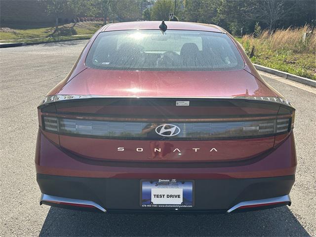 2025 Hyundai Sonata SE photo 4