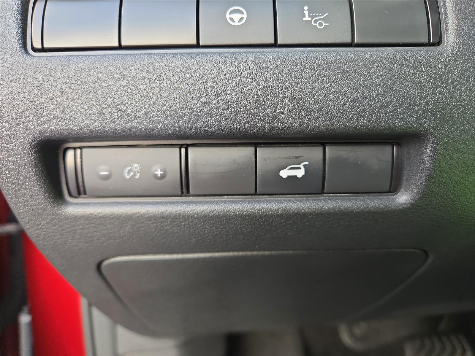 2023 Nissan Rogue Platinum photo 12