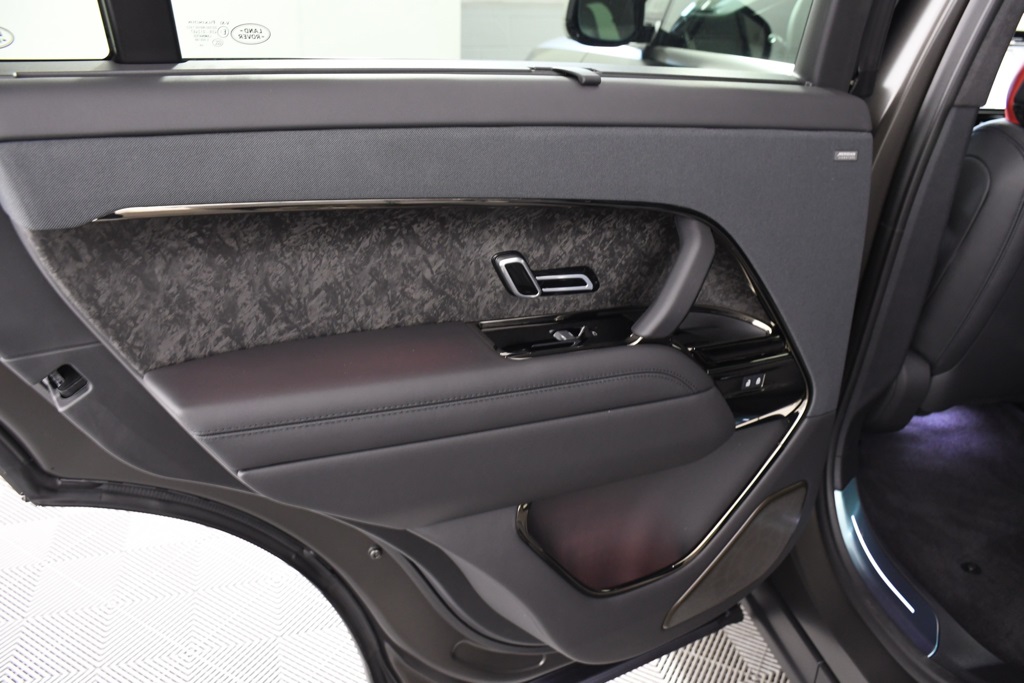 2025 Land Rover Range Rover Sport photo 27