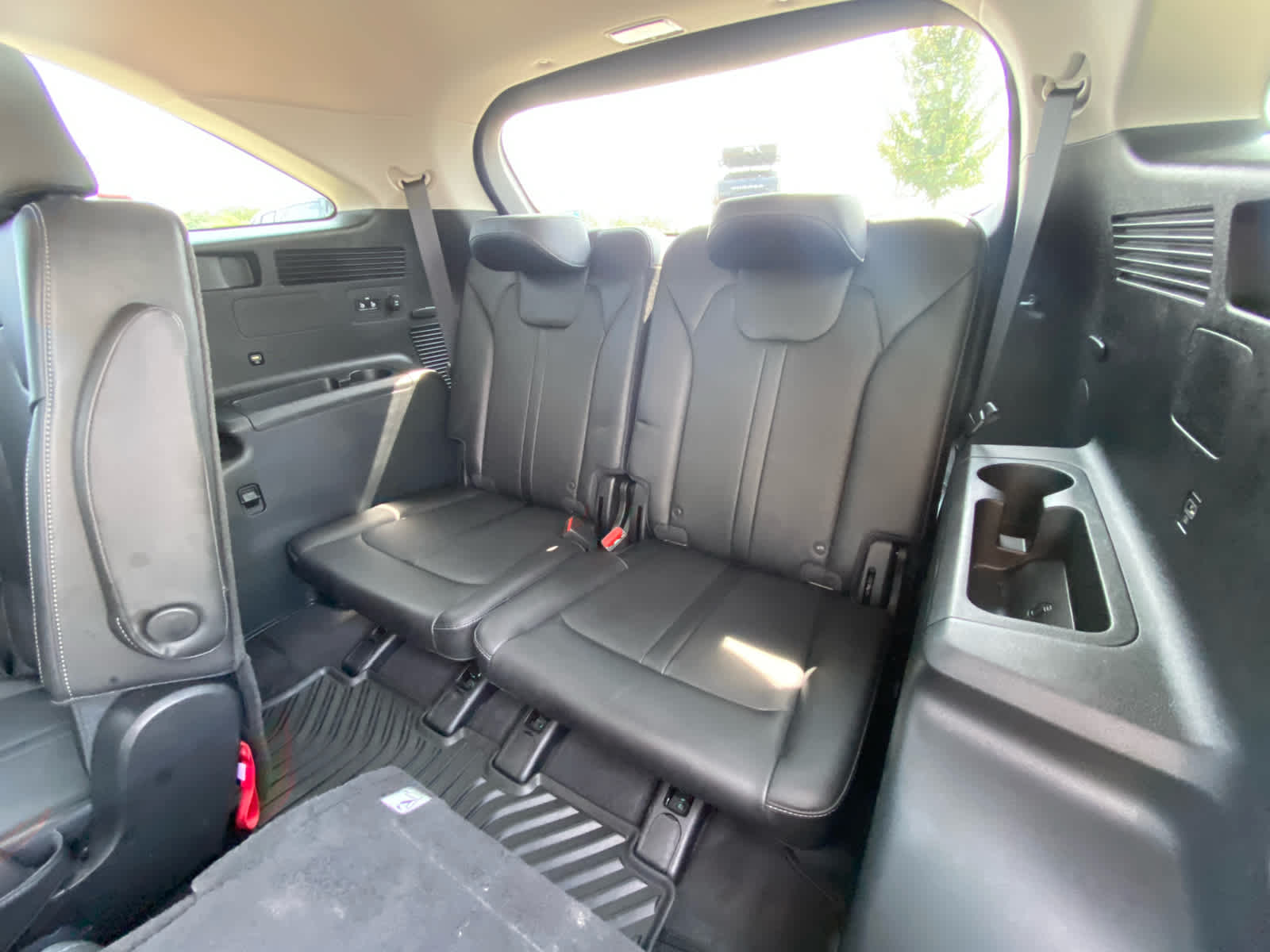 2023 Kia Sorento EX photo 30