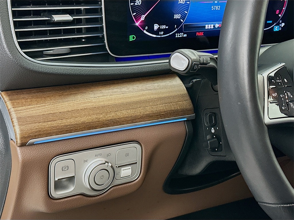 2024 Mercedes Benz GLE 4MATIC 450 photo 7