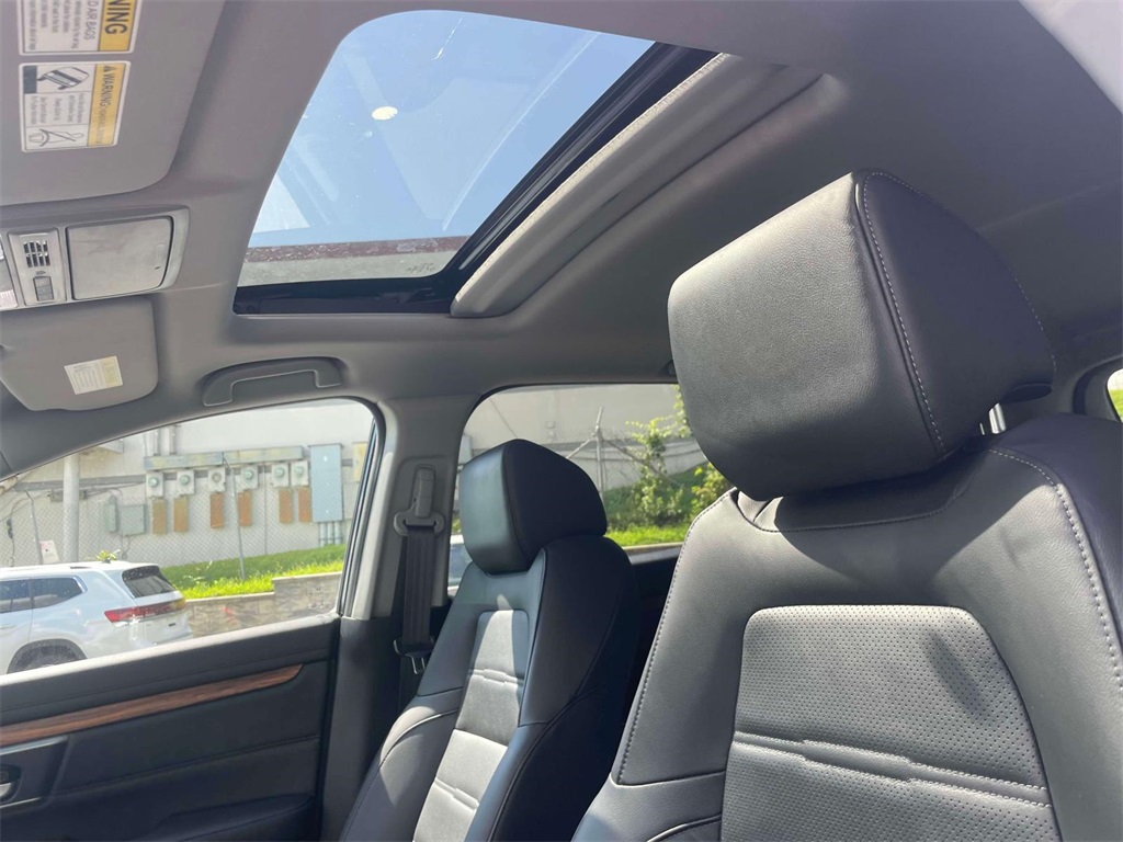 2021 Honda CR-V Hybrid Touring photo 18