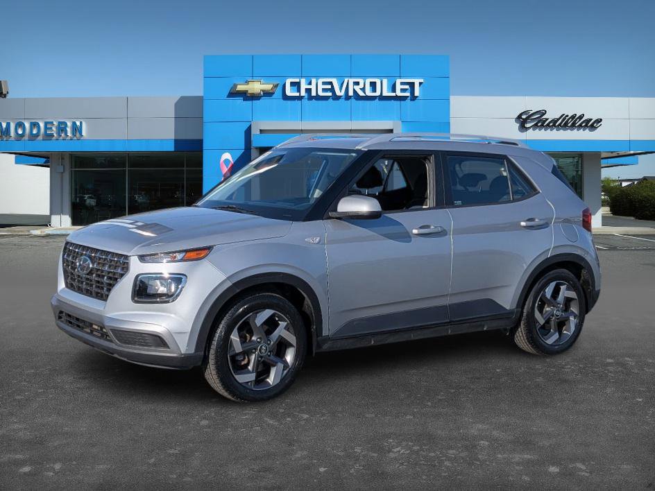 2022 Hyundai Venue SEL's photo