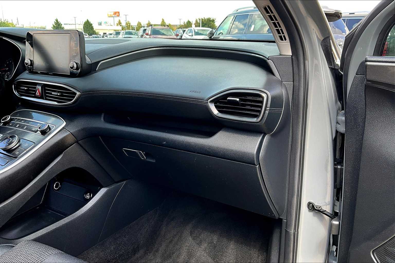 2021 Hyundai Santa Fe SEL photo 16