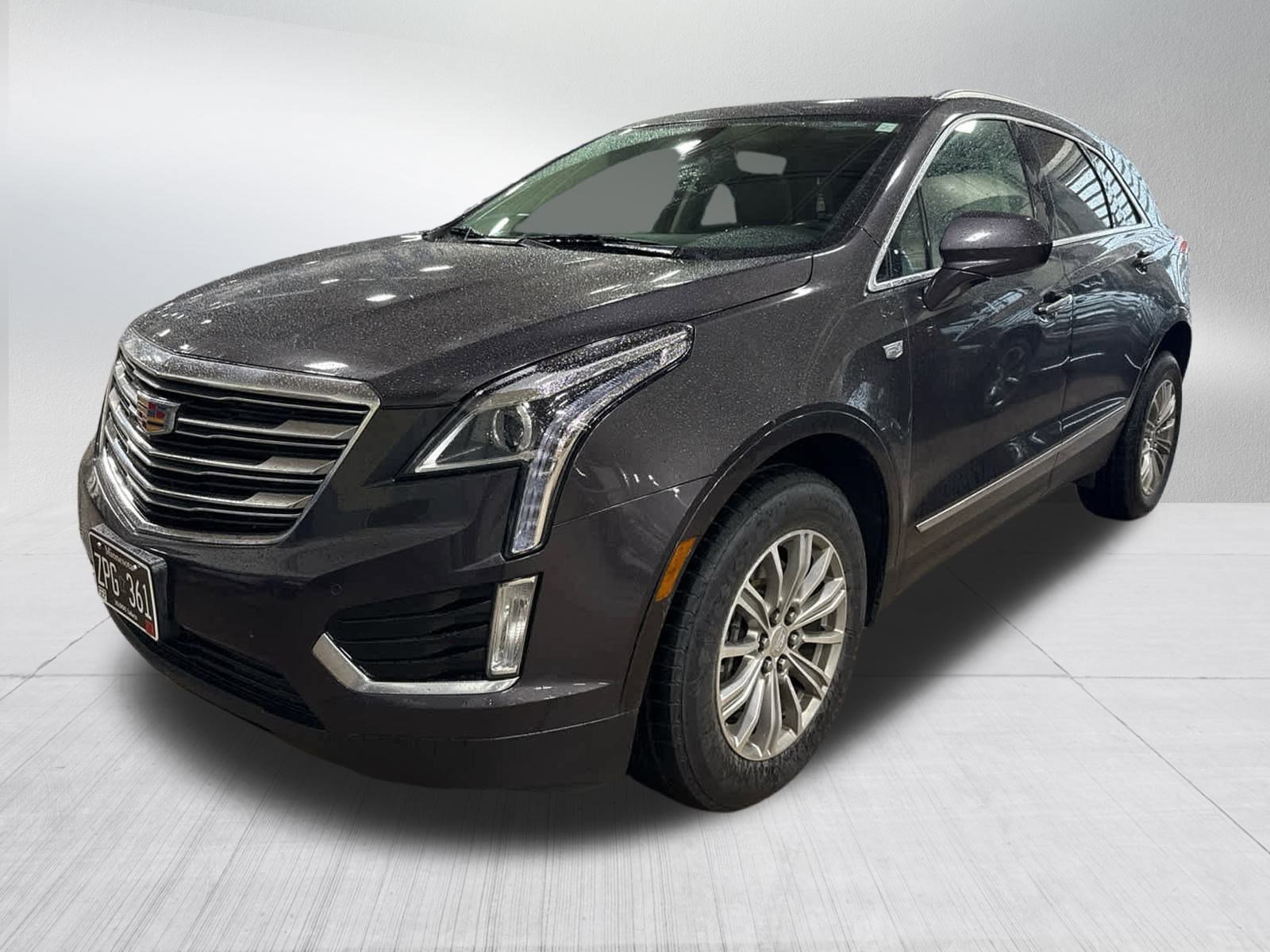 Used 2017 Cadillac XT5 Luxury with VIN 1GYKNDRS1HZ196926 for sale in Brooklyn Center, MN