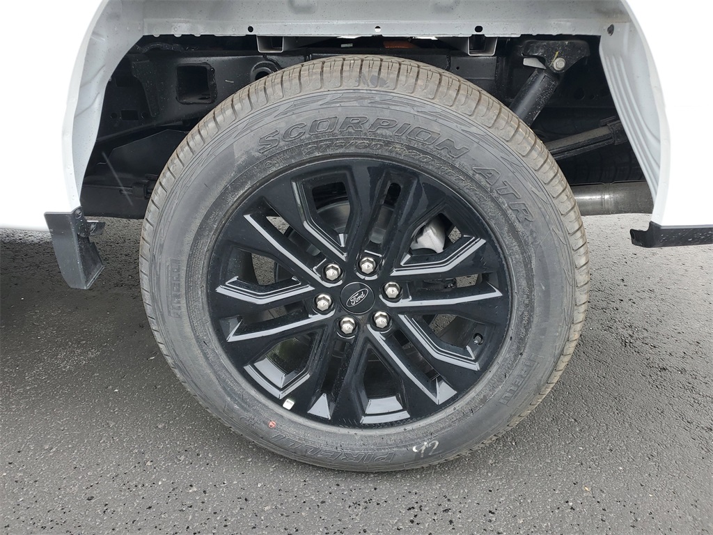 2025 Ford F-150 XLT photo 28