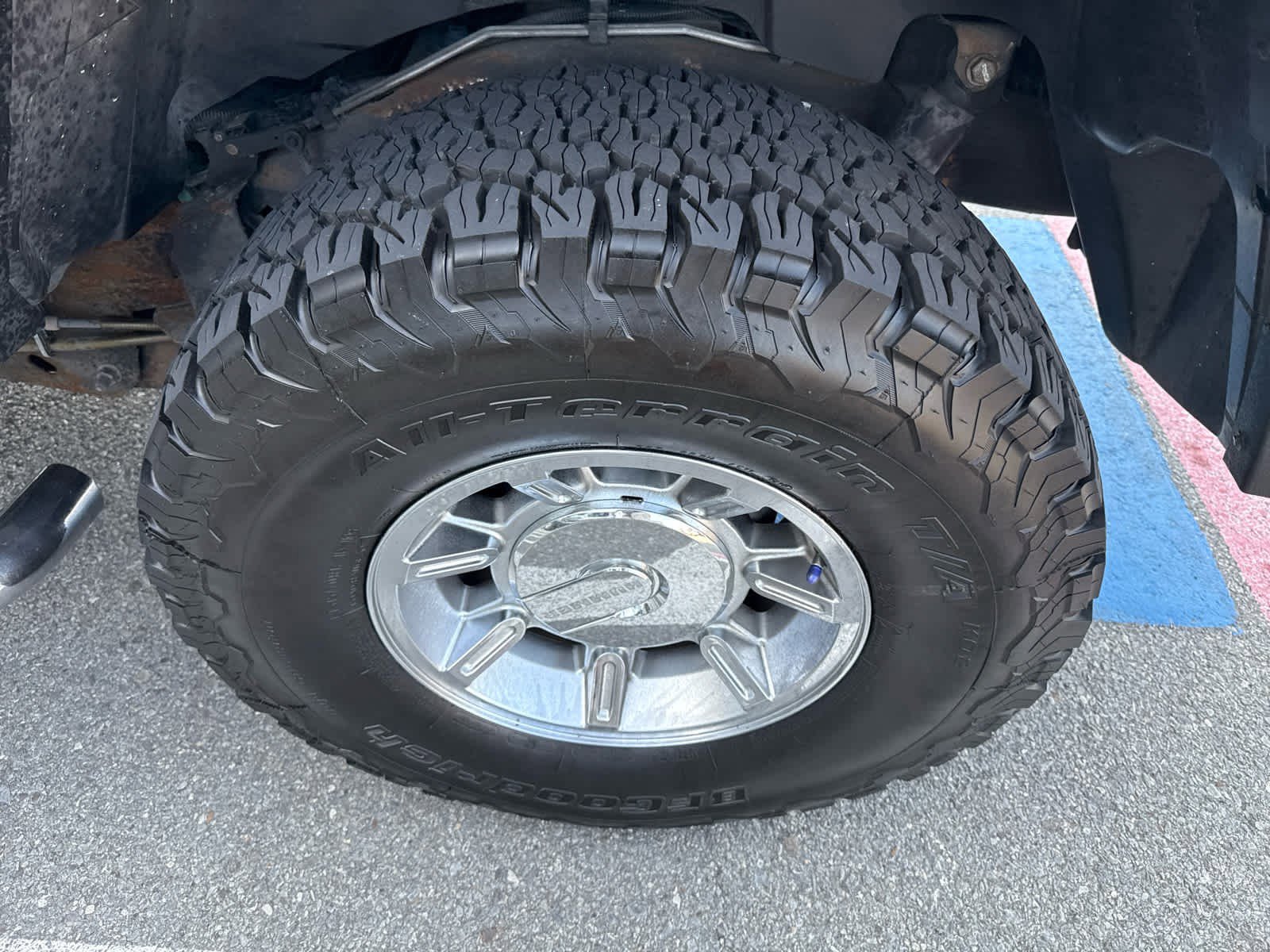 2005 Hummer H2 3/4 Ton photo 3