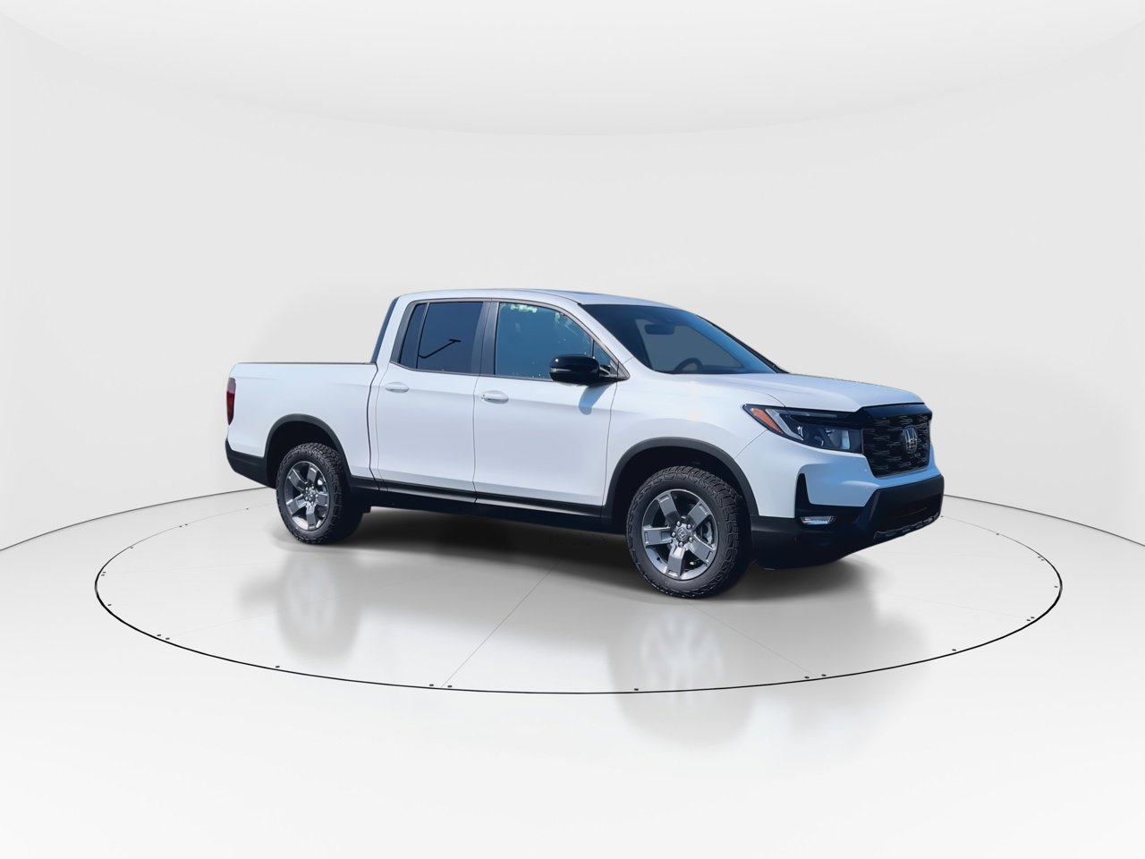2025 Honda Ridgeline TrailSport photo 2
