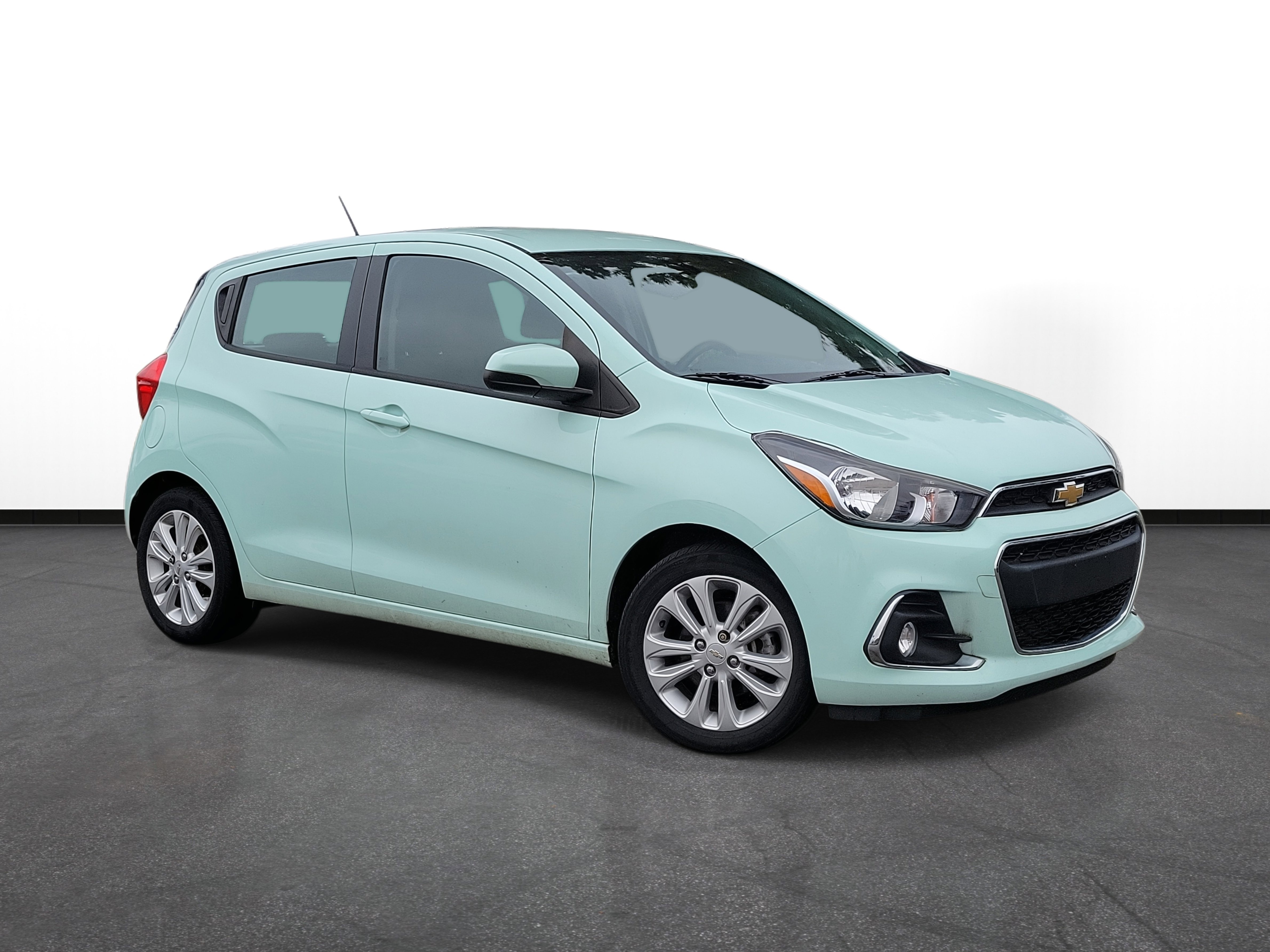 2017 Chevrolet Spark 1LT's photo