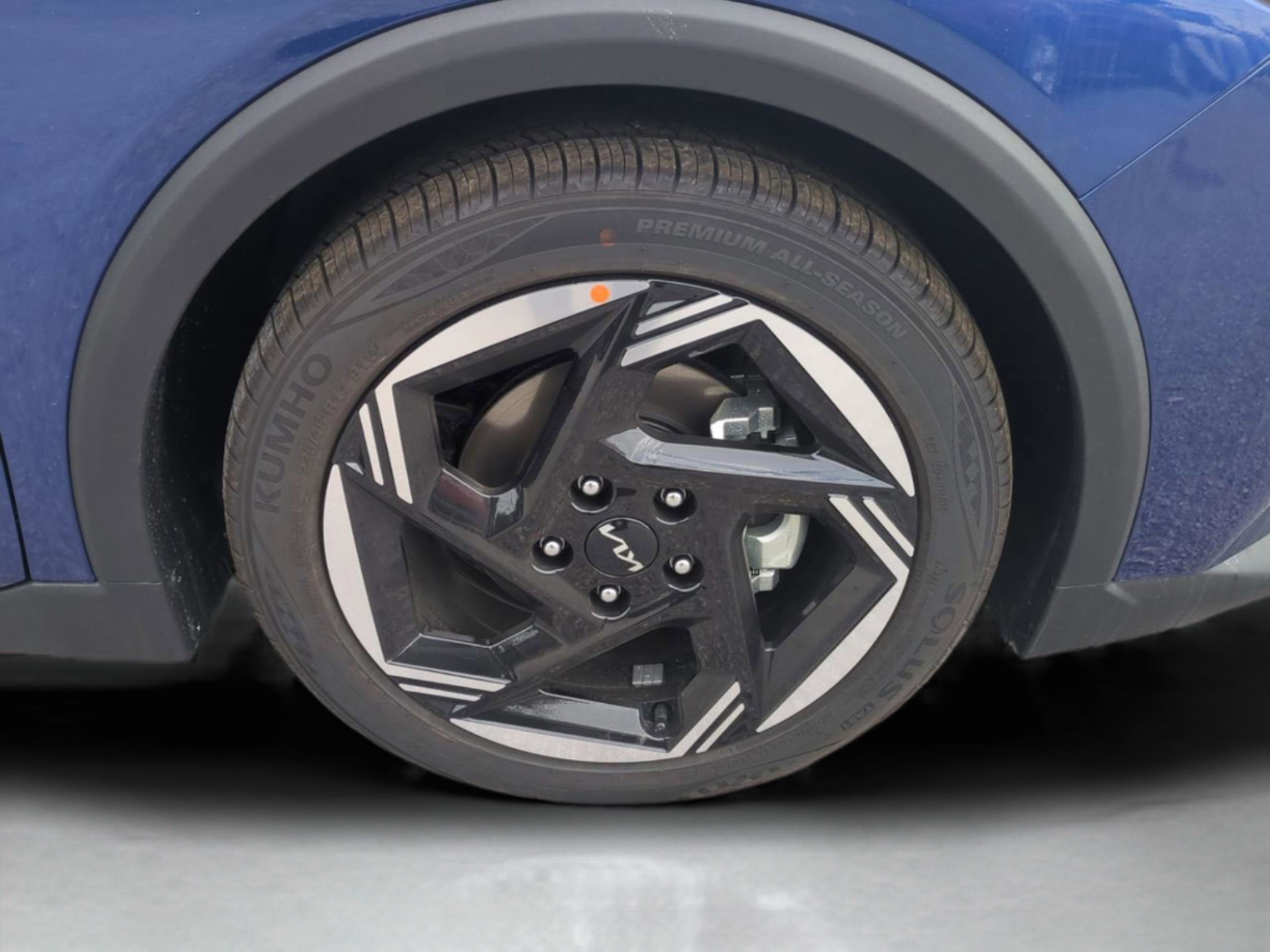 2025 Kia K4 EX photo 24