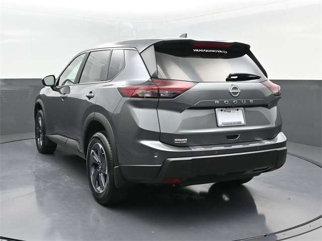 2026 Nissan Rogue SV photo 4