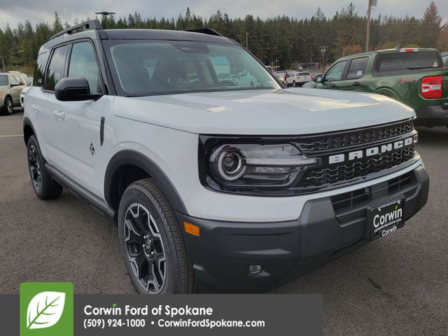 2025 Ford Bronco Sport Outer Banks's photo