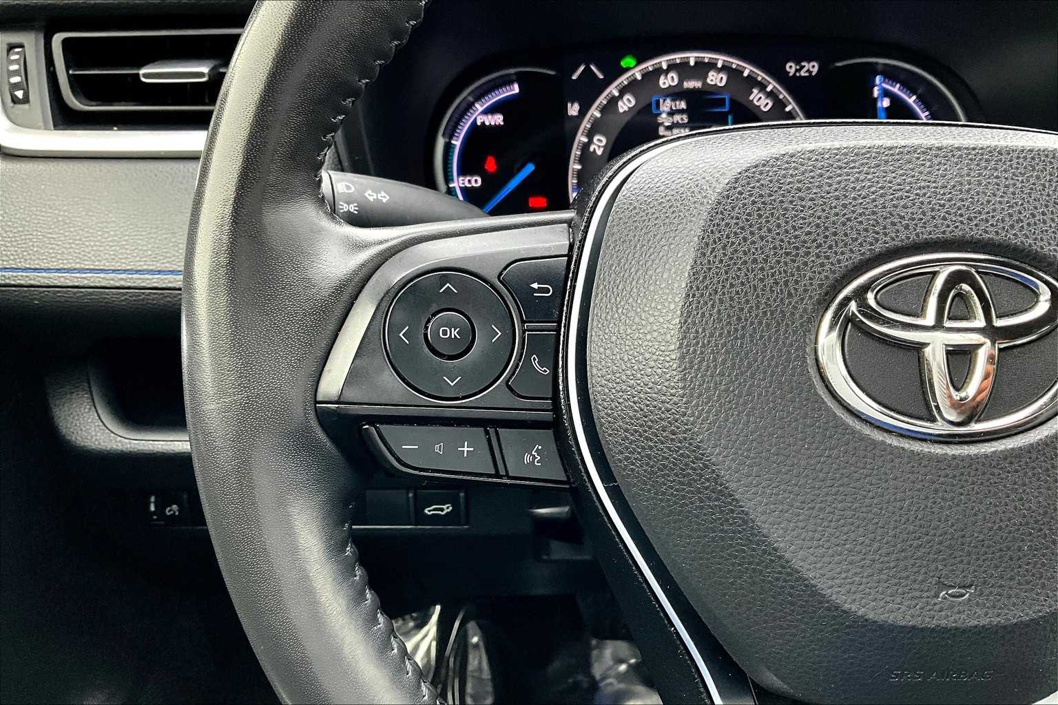 2023 Toyota RAV4 Hybrid XSE photo 20