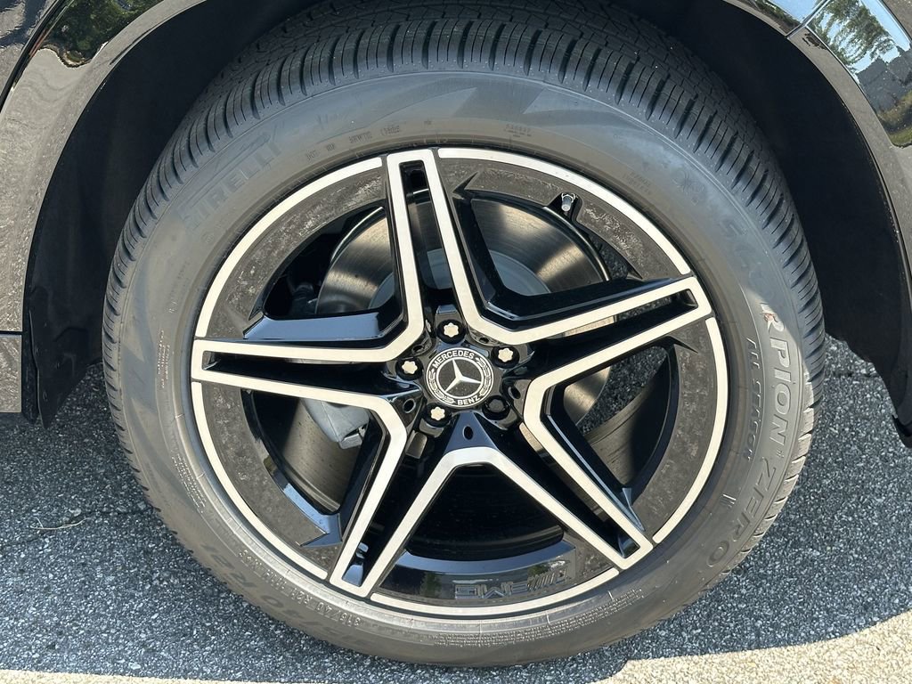 2025 Mercedes Benz GLS 450 4MATIC photo 21