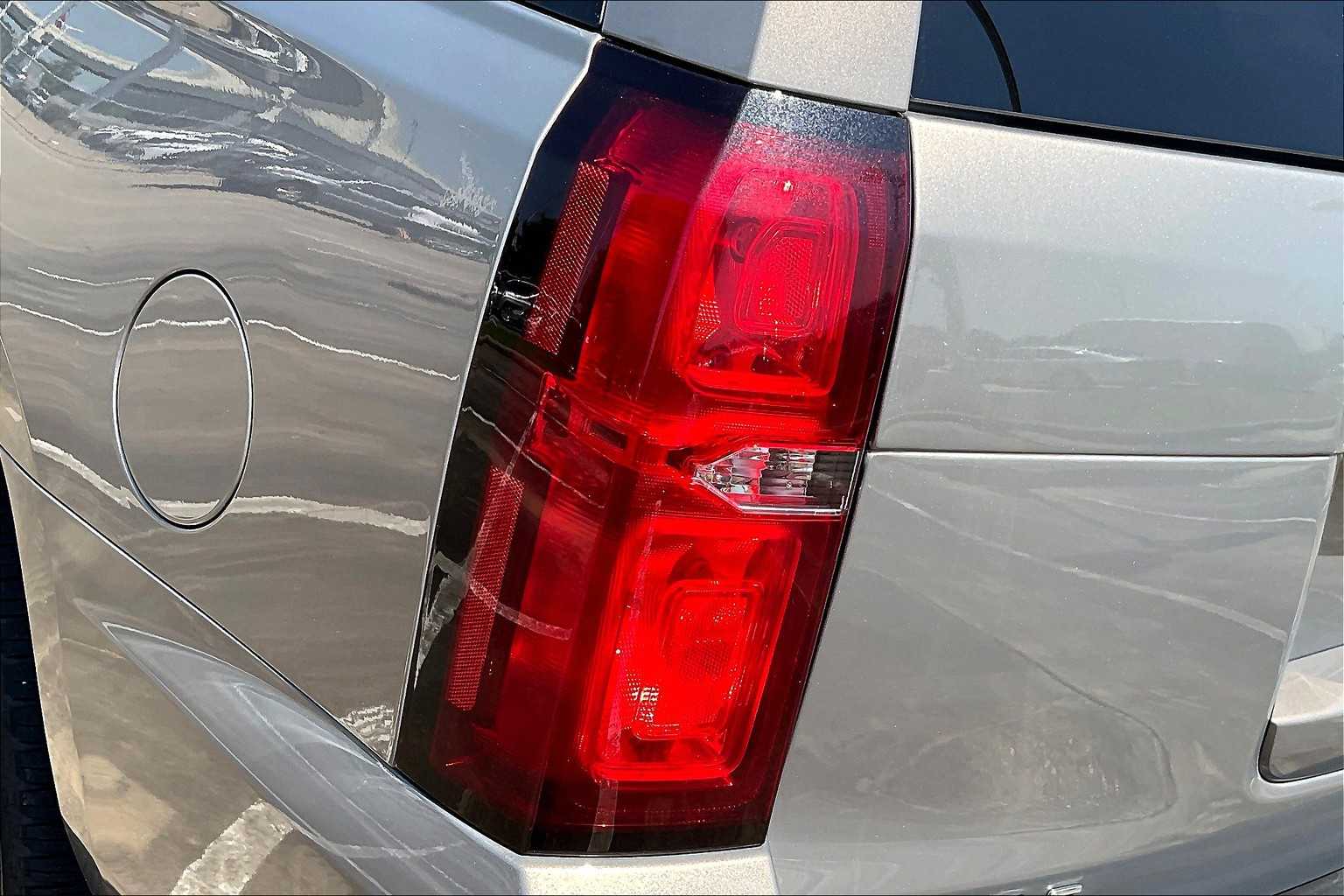 2018 Chevrolet Tahoe Premier photo 27