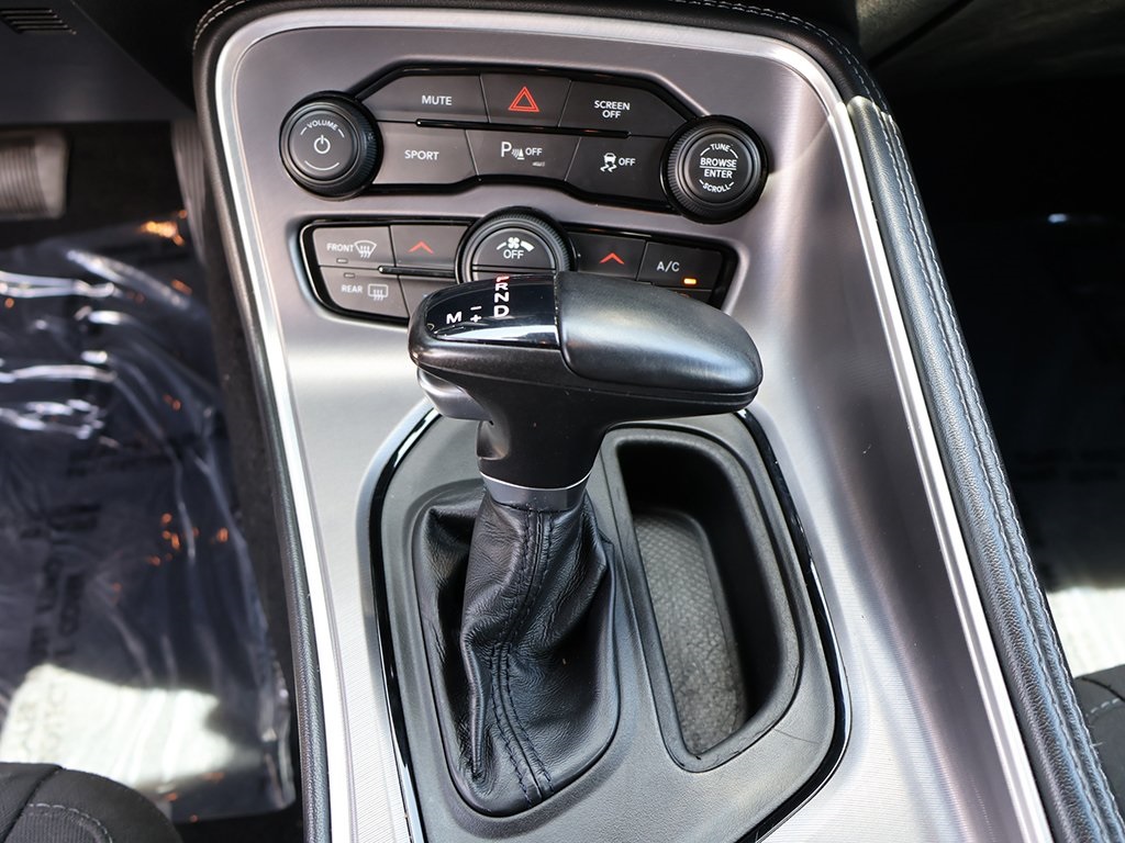 2022 Dodge Challenger R/T photo 36