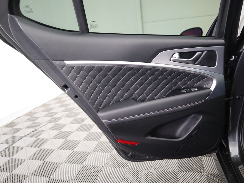 2021 Genesis G70 2.0T Elite Prestige 3.3T Sport photo 26