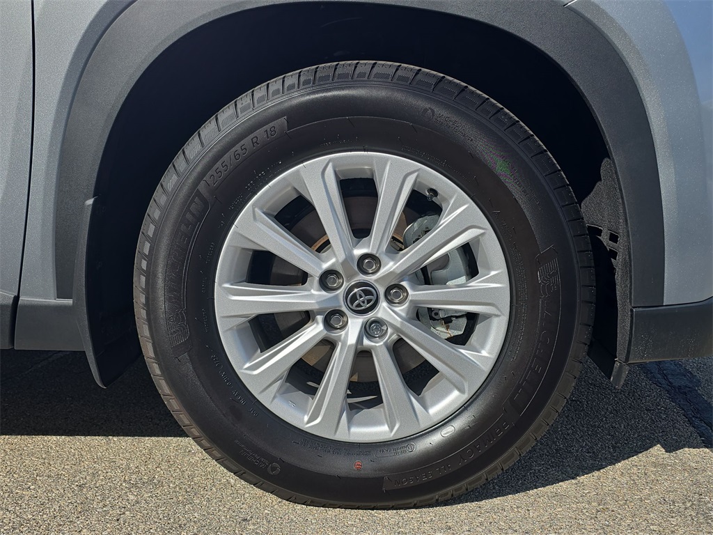 2025 Toyota Highlander Hybrid XLE photo 35