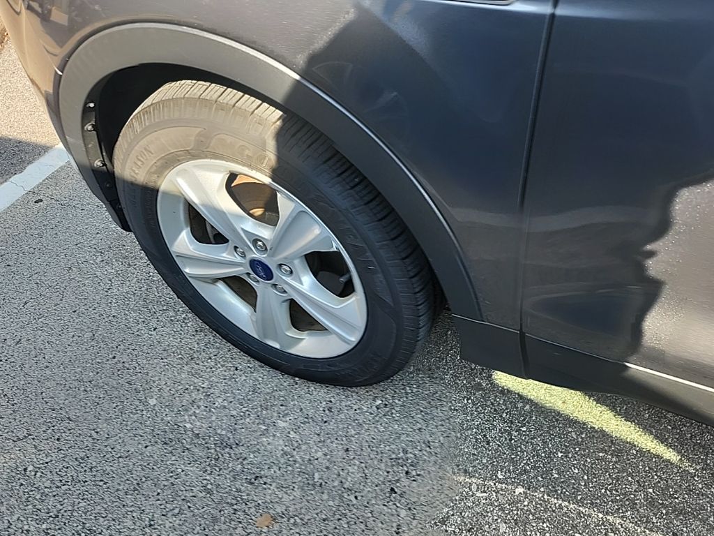 2014 Ford Escape S photo 8