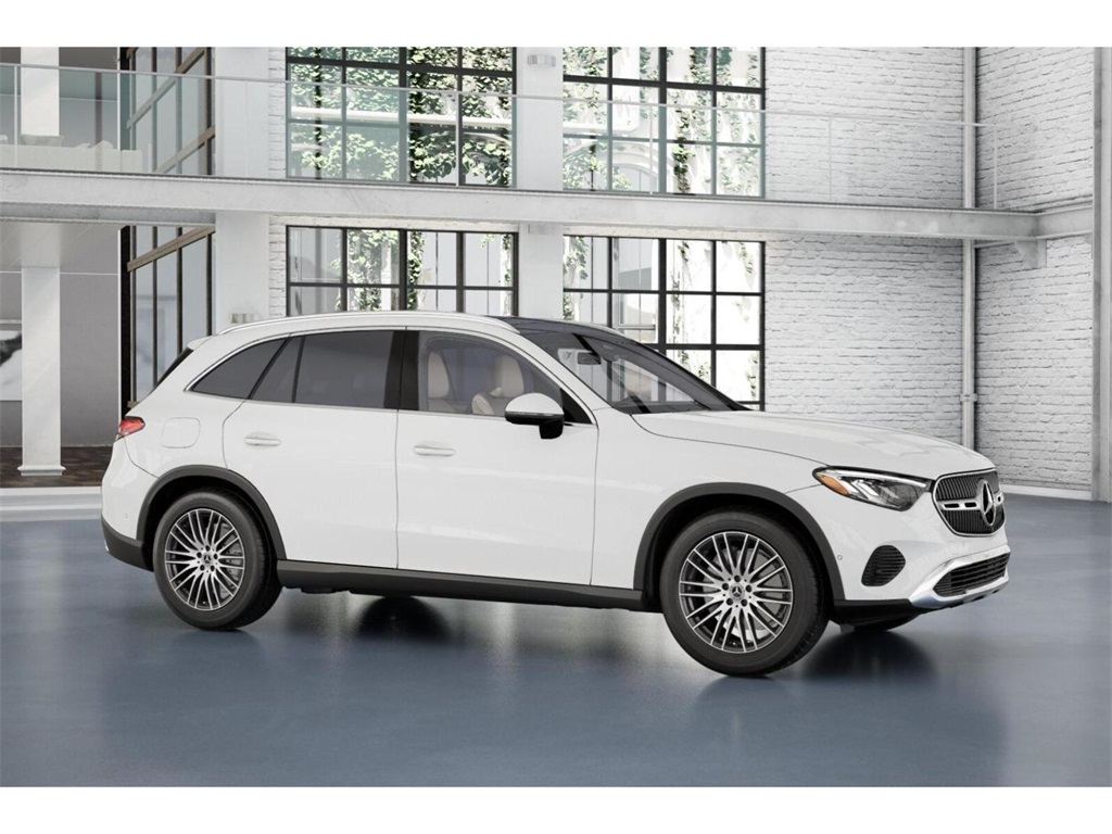 2026 Mercedes Benz GLC 300 photo 13
