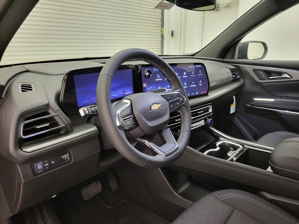 2026 Chevrolet Traverse photo 24