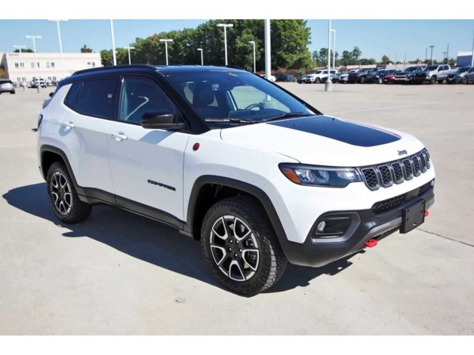2024 Jeep Compass Trailhawk photo 3
