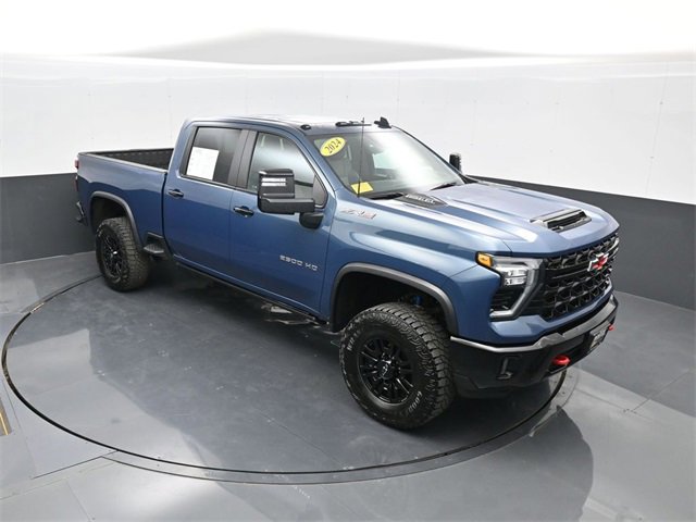2024 Chevrolet Silverado 2500HD ZR2's photo