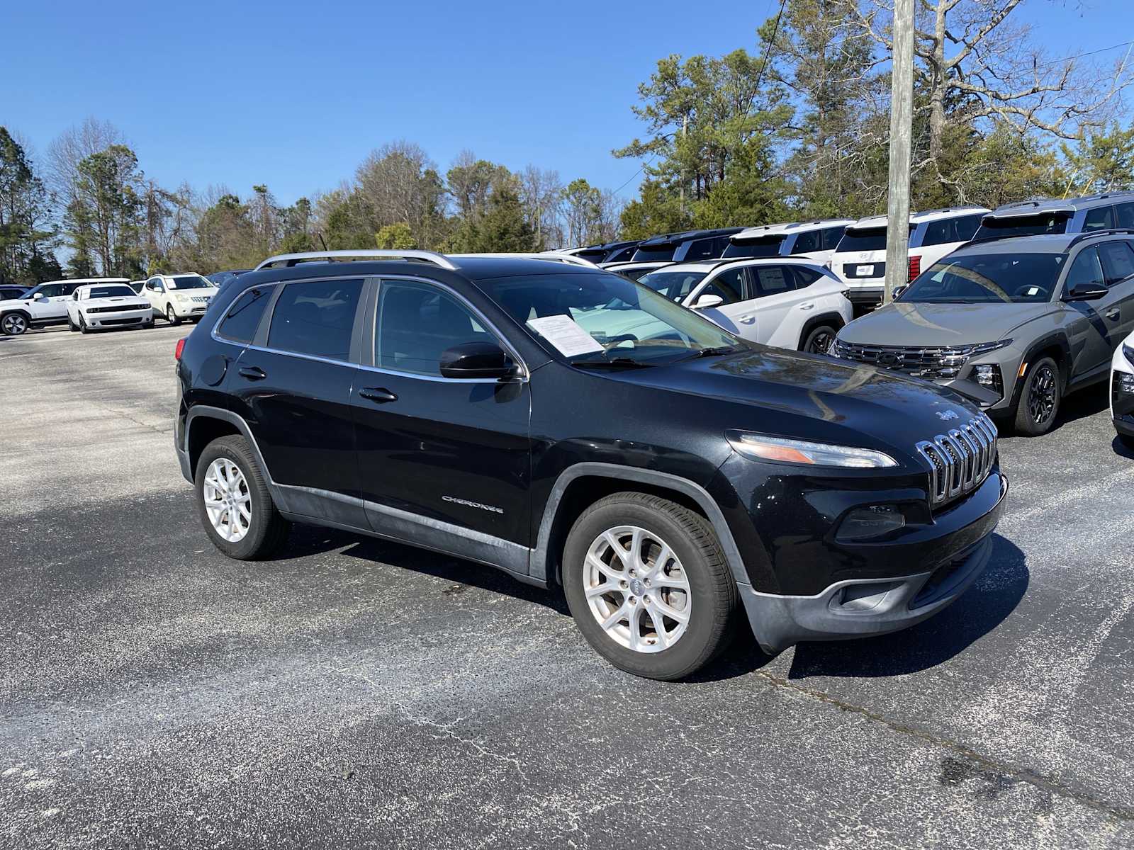 Used 2014 Jeep Cherokee Latitude with VIN 1C4PJLCS8EW103150 for sale in Auburn, AL