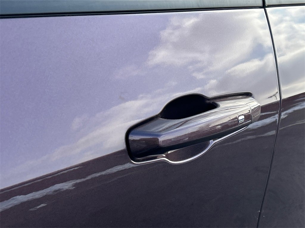 2026 GMC ACADIA - Image 12