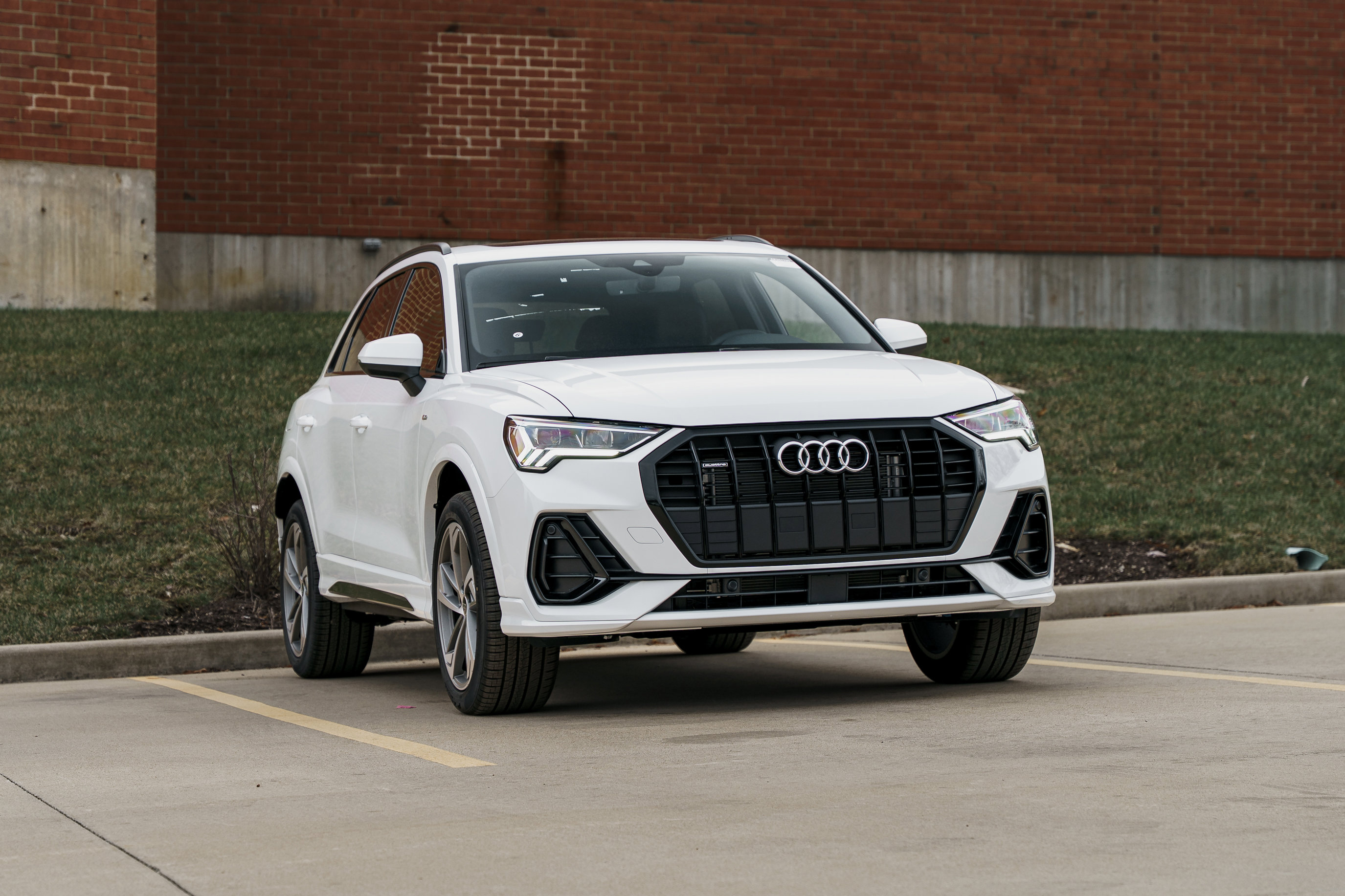2025 Audi Q3 S Line Premium's photo